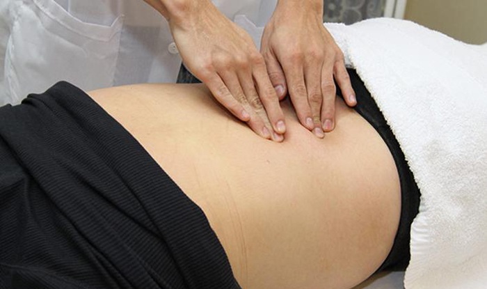 Bấm huyệt chữa thoát vị đĩa đệm